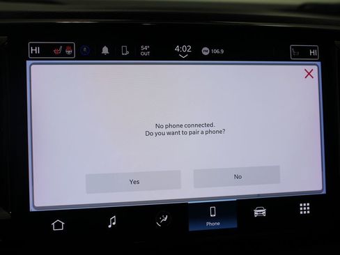 Used 2024 Chrysler Pacifica Touring-L image 47