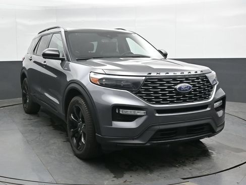 Used 2023 Ford Explorer ST-Line w/ Class IV Trailer Tow Package AWD/4WD image 6