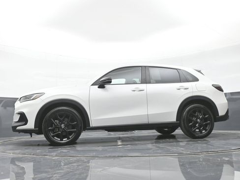 Used 2025 Honda HR-V Sport image 44
