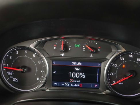 Used 2023 GMC Terrain AT4 image 15