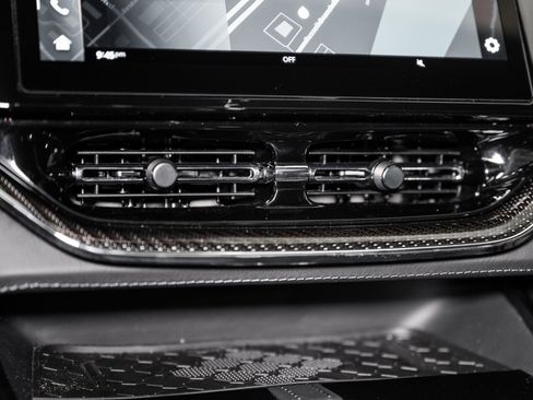 Used 2025 Aston Martin DBX 707 image 34