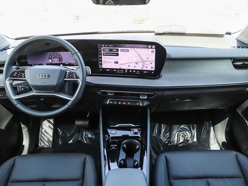 New 2026 Audi Q3 quattro 2.0T AWD/4WD image 16