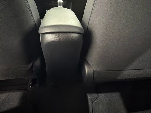 Used 2021 Toyota C-HR LE FWD image 24