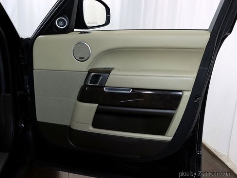 Used 2016 Land Rover Range Rover Supercharged image 36