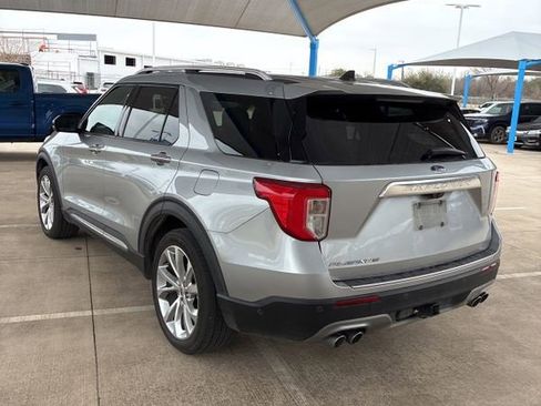 Used 2022 Ford Explorer Platinum w/ Equipment Group 601A image 5