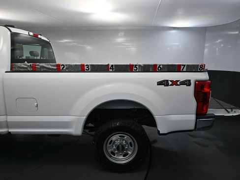 Used 2022 Ford F250 XL w/ Power Equipment Group image 37