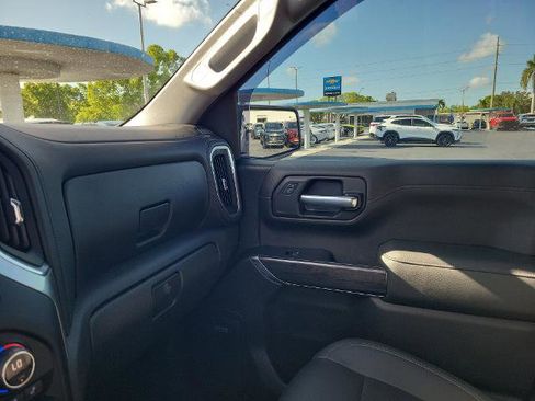 Used 2021 Chevrolet Silverado 1500 LTZ w/ LTZ Convenience Package II AWD/4WD image 30