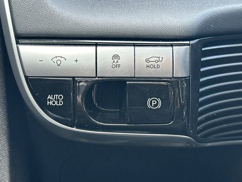 Used 2023 Hyundai Ioniq 5 Limited image 32