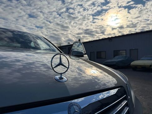 Used 2011 Mercedes-Benz E 350 E 350 4MATIC Sedan 4D image 6