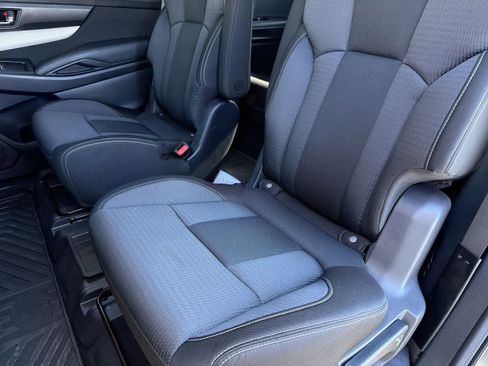 Certified 2022 Subaru Ascent Premium w/ Convenience Package image 20