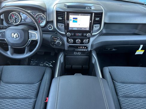 New 2026 RAM 1500 Express AWD/4WD image 12