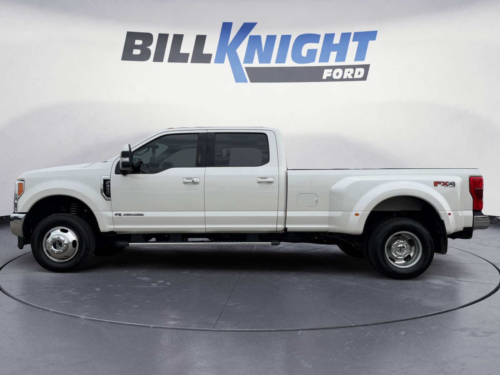 Certified 2019 Ford F350 Lariat w/ Lariat Ultimate Package AWD/4WD image 2