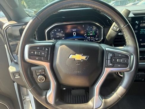 Used 2024 Chevrolet Silverado 2500 LT AWD/4WD image 14
