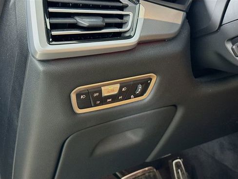 Used 2021 BMW X5 M50i w/ Executive Package image 10