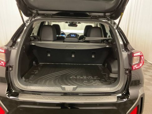 New 2026 Subaru Crosstrek 2.5i Limited w/ Crosstrek Mirror Package AWD/4WD image 35