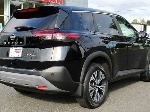 Certified 2022 Nissan Rogue SV image 6