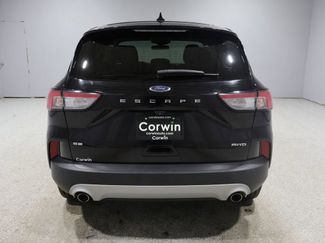 Used 2021 Ford Escape SE video 3