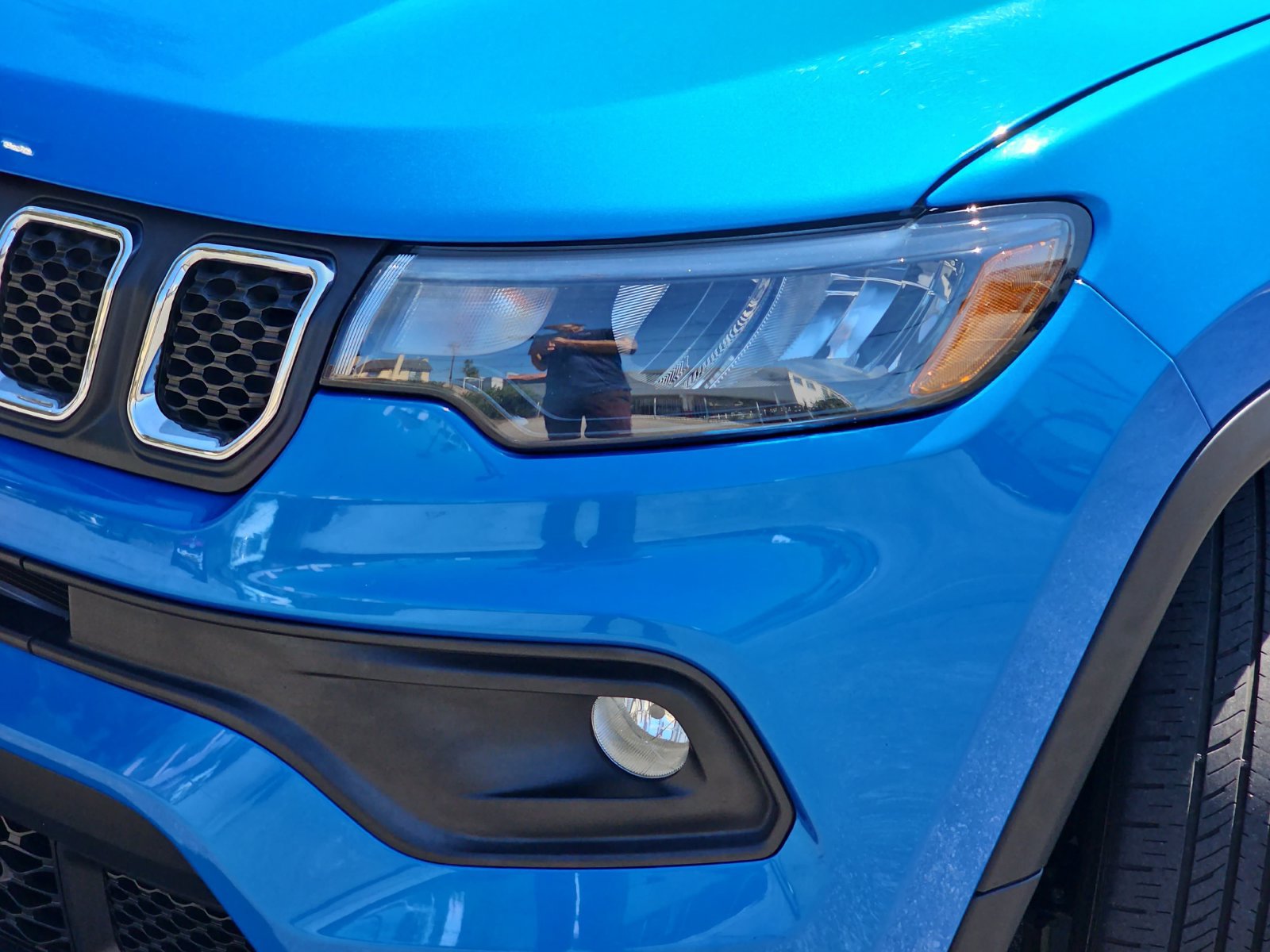 Used 2023 Jeep Compass Latitude AWD/4WD image 29