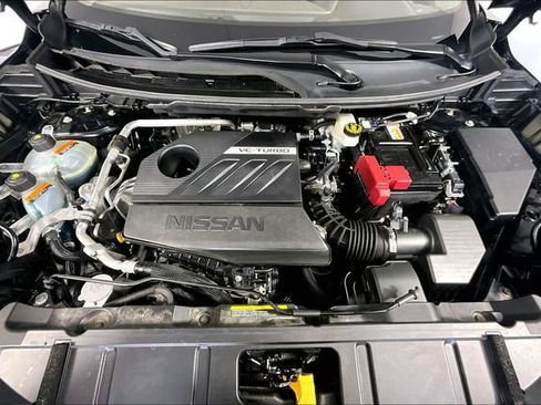 Used 2023 Nissan Rogue SV AWD/4WD image 9
