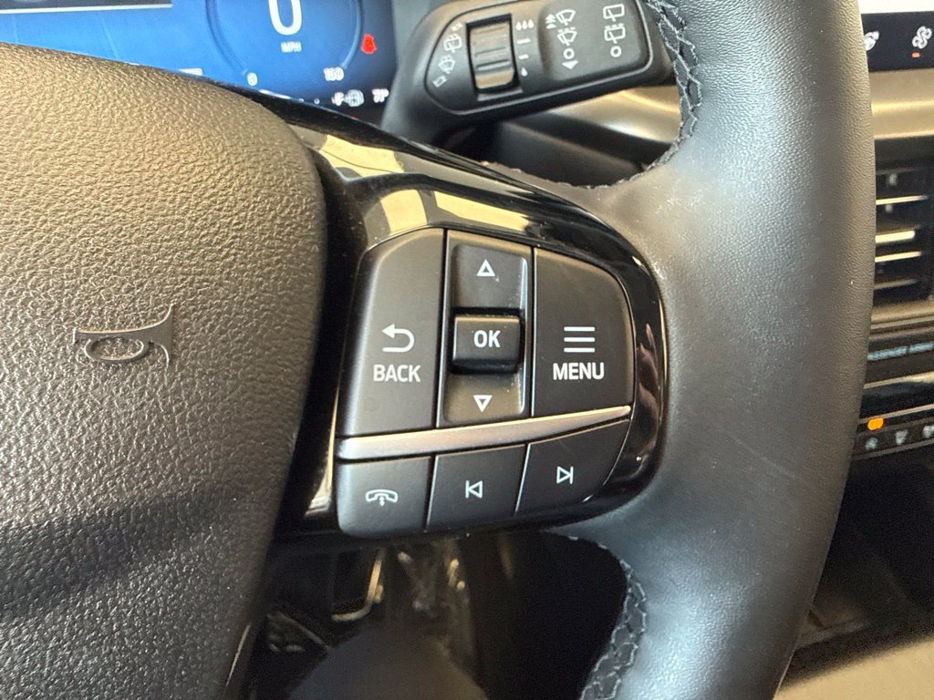 Used 2023 Ford Escape Active w/ Tech Pack #2 AWD/4WD image 17