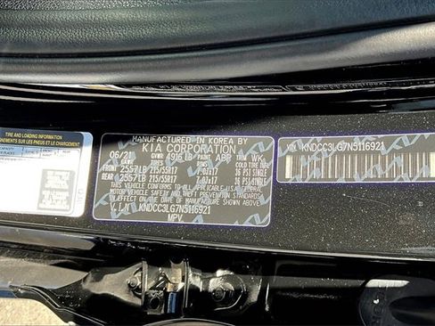 Used 2022 Kia Niro EX image 19