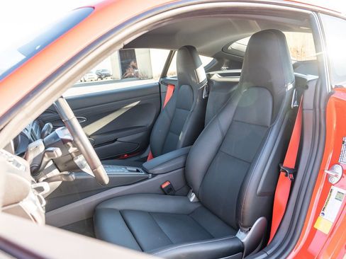 Used 2024 Porsche 718 Cayman S image 18