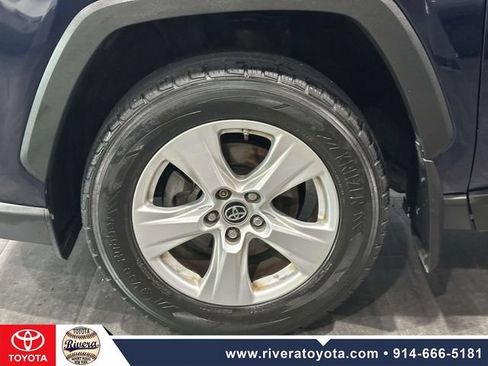Used 2019 Toyota RAV4 XLE w/ Convenience Package AWD/4WD image 12