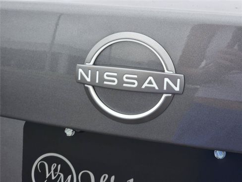 Used 2025 Nissan Sentra S FWD image 30