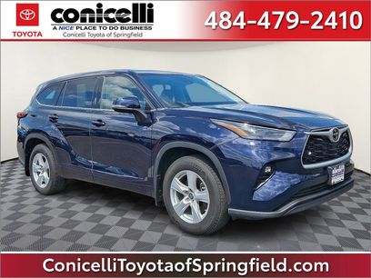 Used 2022 Toyota Highlander LE