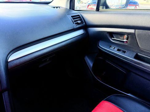 Used 2013 Subaru Crosstrek 2.0i Premium image 15