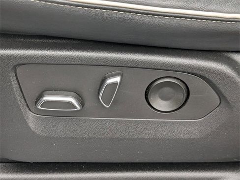 Used 2022 Cadillac Escalade ESV Sport w/ Touring Package image 22