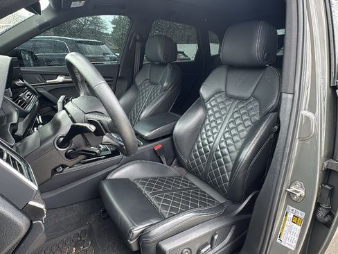 Used 2024 Audi SQ5 Prestige AWD/4WD image 14