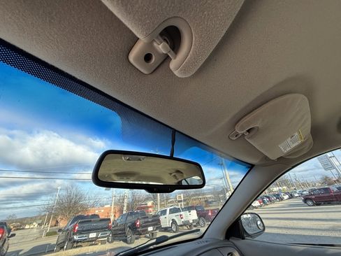 Used 2010 Mercury Grand Marquis LS image 21