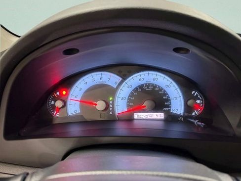 Used 2011 Toyota Camry image 14