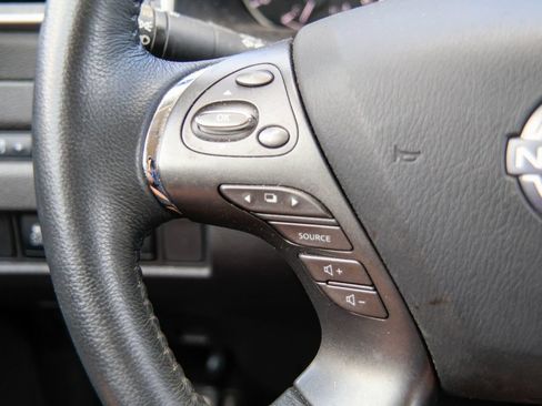 Used 2024 Nissan Murano SV FWD image 12