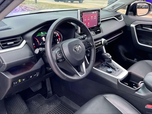 Used 2022 Toyota RAV4 Limited w/ Limited Grade Weather Package image 18
