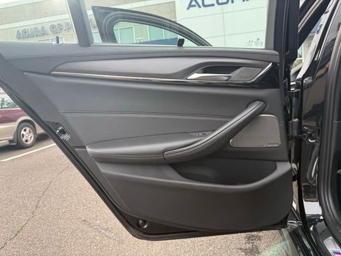 Used 2022 BMW M5 w/ Executive Package image 13