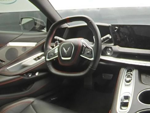 Used 2026 Chevrolet Corvette Stingray Preferred Cpe w/ Z51 Performance Package RWD image 16
