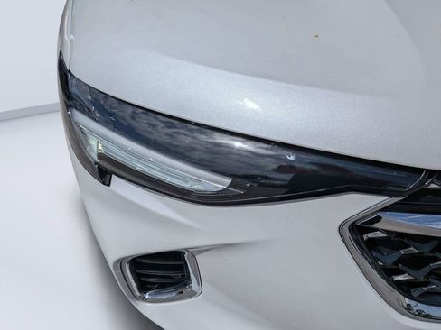 Used 2023 Buick Envision Avenir AWD/4WD image 9
