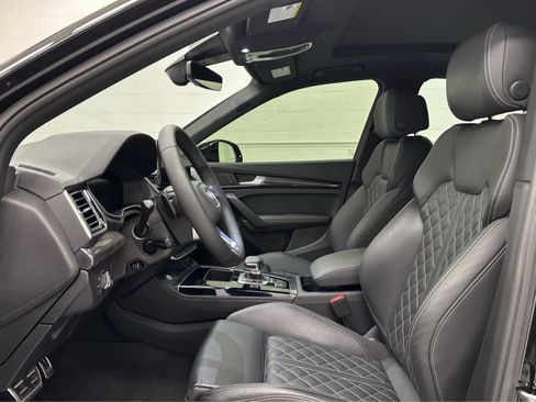 Used 2025 Audi SQ5 Premium Plus w/ Premium Plus Package image 11