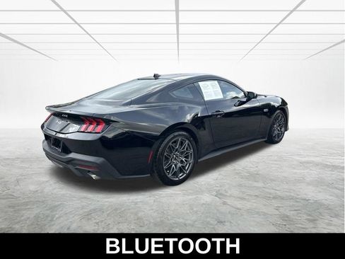 Used 2025 Ford Mustang GT RWD image 5