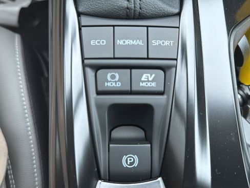 Certified 2026 Toyota Camry SE w/ Convenience Package FWD image 16