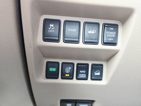 Used 2016 Nissan Rogue SL w/ SL Premium Package image 34