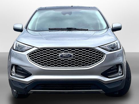 Used 2024 Ford Edge SEL w/ Convenience Package image 3