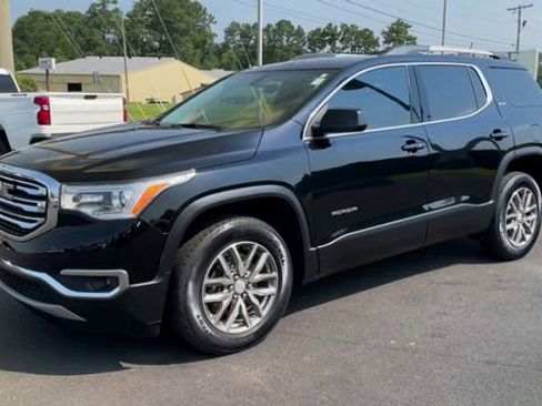 Used 2019 GMC Acadia SLE w/ Driver Alert Package I image 4