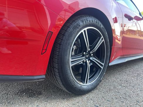 Used 2024 Ford Mustang Premium image 30