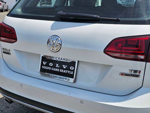 Used 2017 Volkswagen Golf Alltrack SEL AWD/4WD image 15