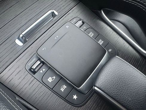 Used 2022 Mercedes-Benz GLE 350 4MATIC w/ Premium Package image 25