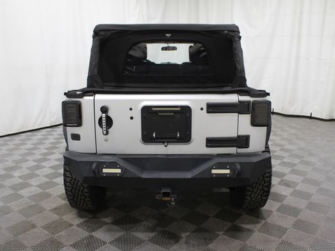 Used 2008 Jeep Wrangler Unlimited Sahara image 22