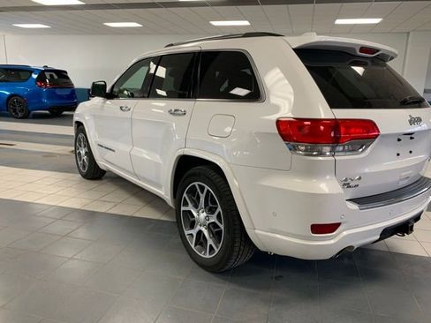 Used 2019 Jeep Grand Cherokee Overland image 3